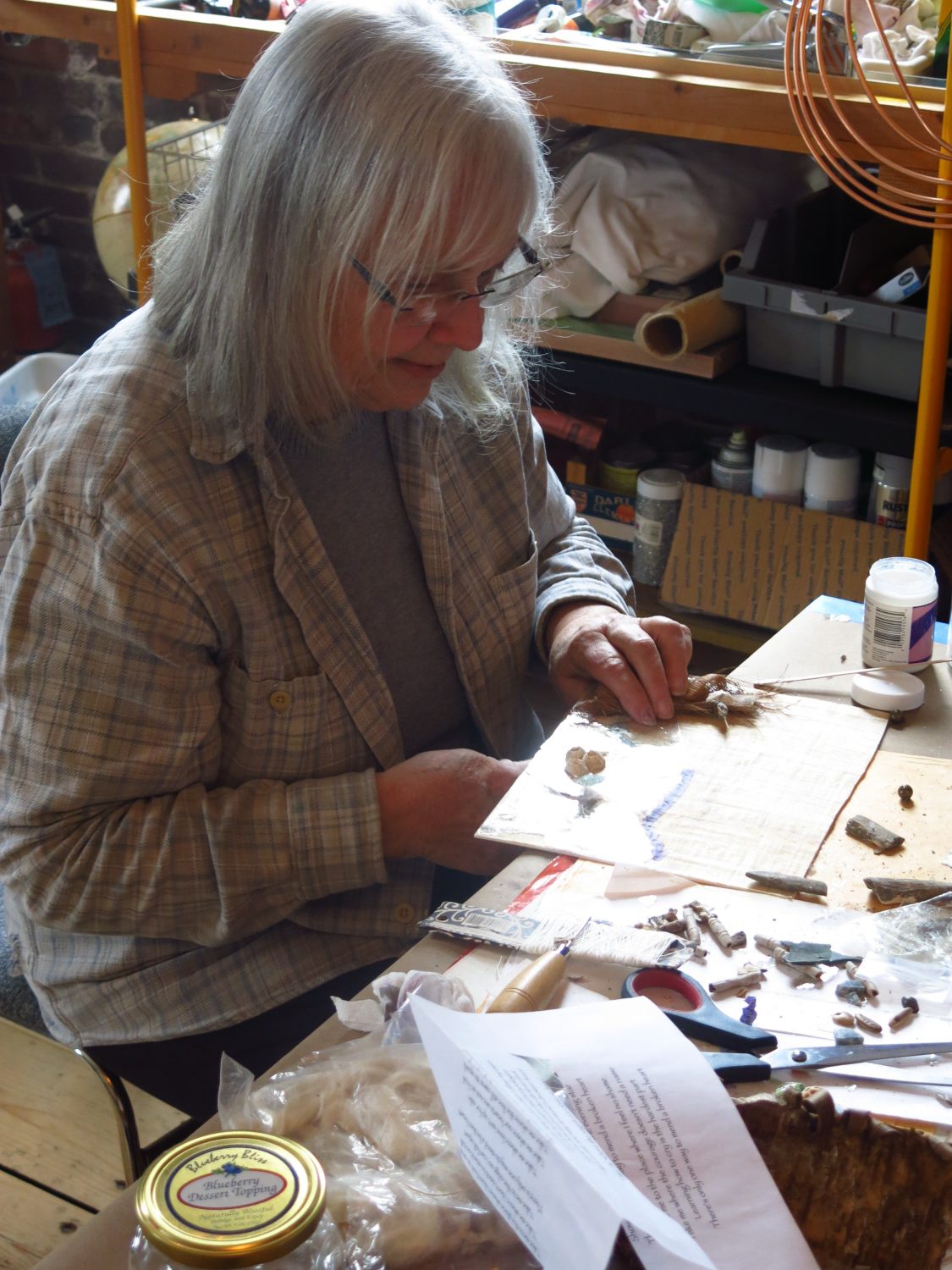 Intuitively making her assemblage
